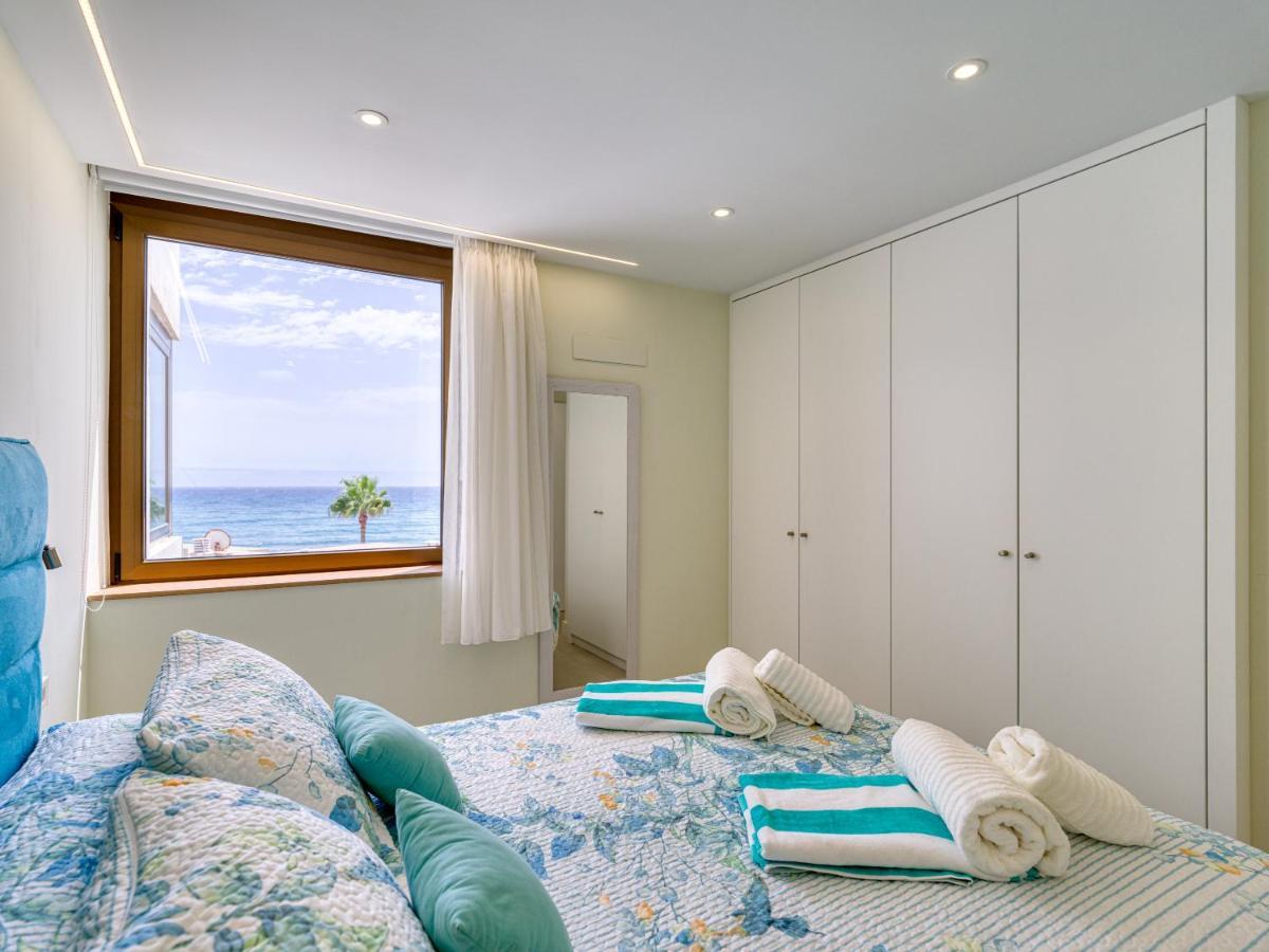 Precioso Apartamento En 1ª Linea De Mar San Agustín Dış mekan fotoğraf